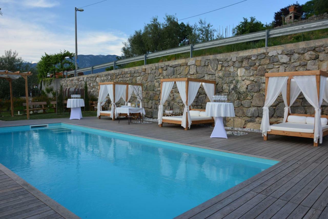 Cebron Family Estate Hotel Branik Eksteriør billede
